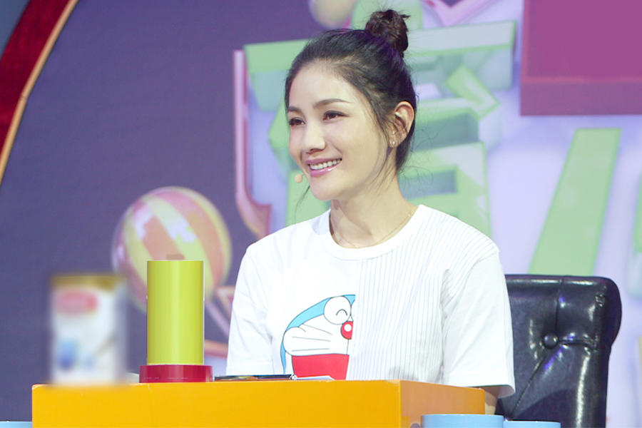 《育儿大作战》胡可、曹颖组姐妹团 马丁道出育儿真理