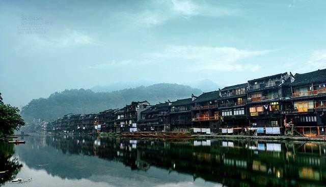 穷游女免费炮经历_川藏线穷游女生安全建议_大学生毕业旅行穷游攻略