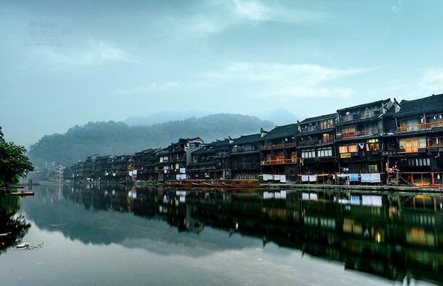 穷游女免费炮经历_穷游女孩差点被强奸_跨国际穷游危险经历