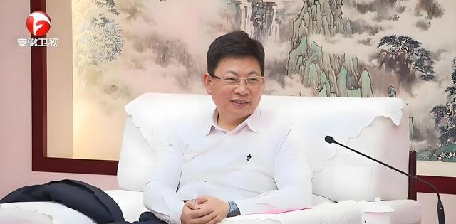 AI服装定制技术_网络改变生活有什么应用_智能辅助驾驶系统