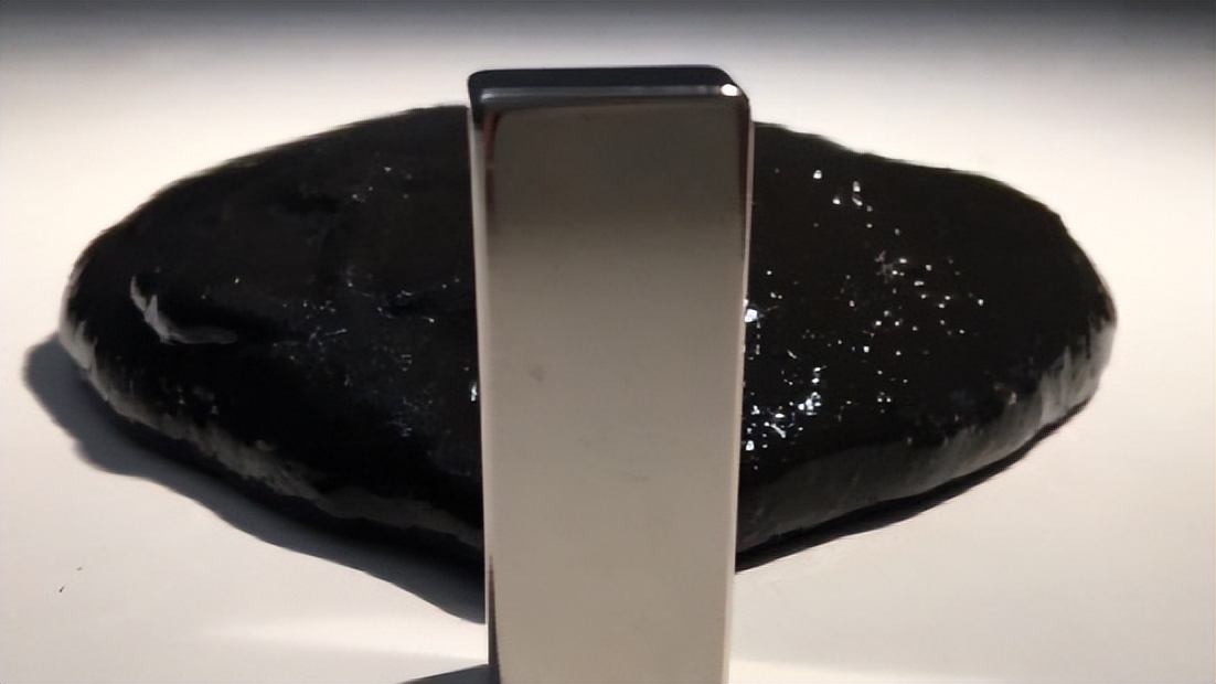 非牛顿流体应用领域_非牛顿流体特性_非牛顿流体生活应用