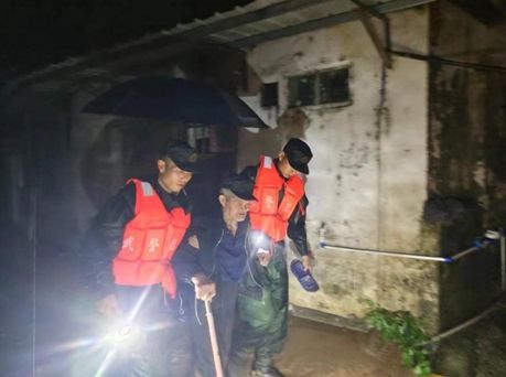 广东部队都有哪些_广东韶关洪涝灾害解放军救援_陆军第74集团军某旅韶关抗洪