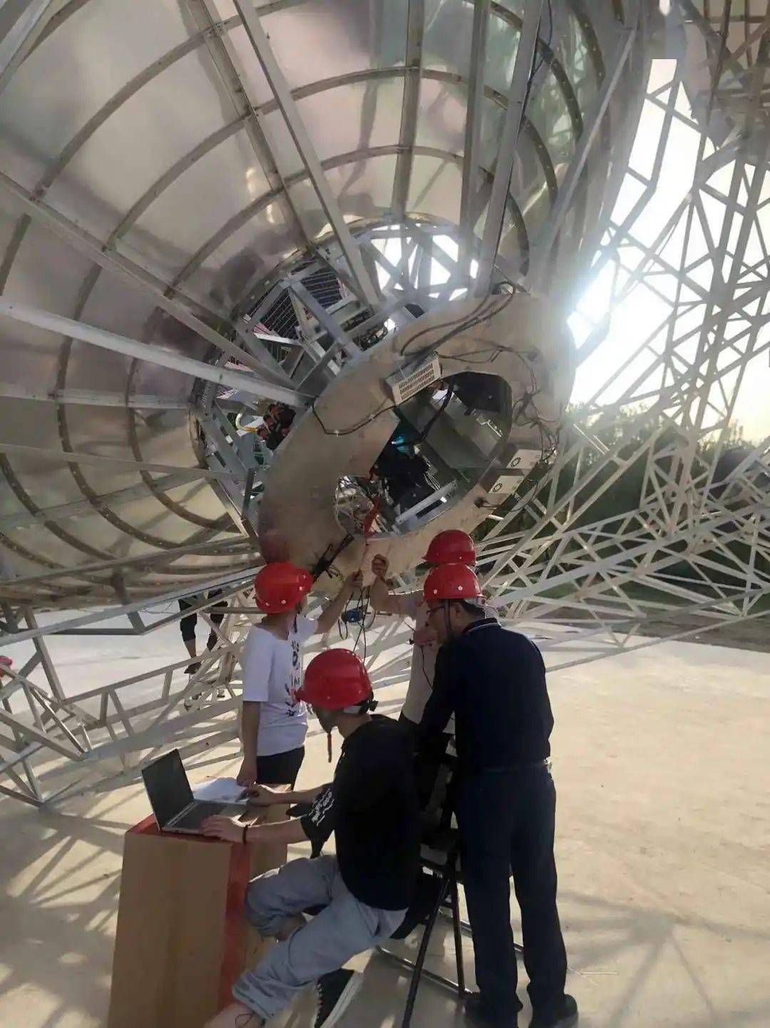 微波无线电能传输技术优势_高效能量传输微波应用_无线电能传输的生活应用