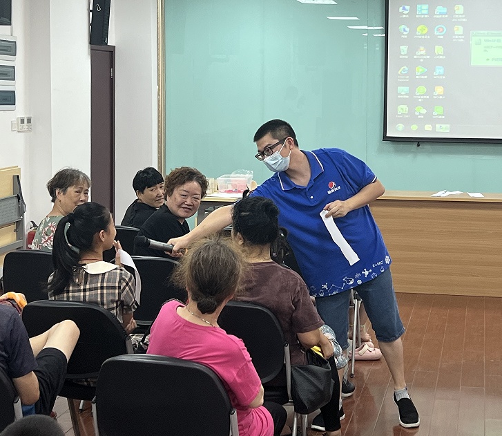 伯努利原理实验_科学实验活动_伯努利原理生活应用