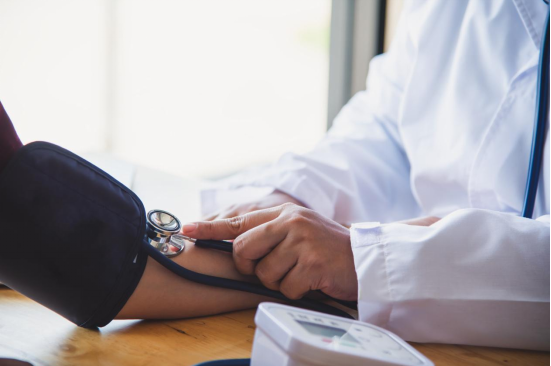 听诊器历史发展_医生用听诊器听什么_听诊器原理生活应用