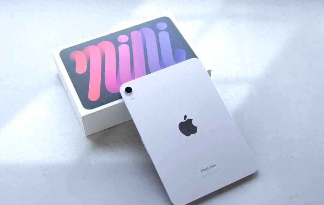 两千档的红米游戏小平板来了：天玑9400+8寸定制2K屏+8000大电池