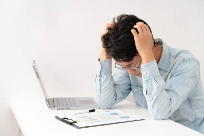 刷手机时，很多人有这种癖好，可能是得了一种“病”……