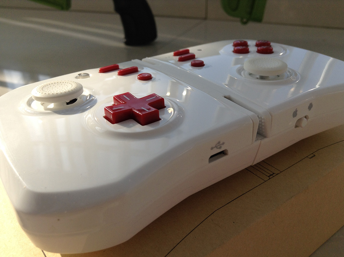 魂斗罗 手柄玩_手机游戏手柄推荐_handjoy超薄智能游戏手柄