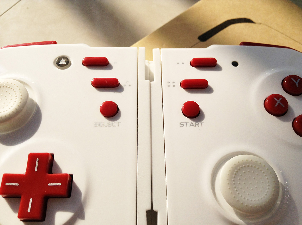 手机游戏手柄推荐_handjoy超薄智能游戏手柄_魂斗罗 手柄玩