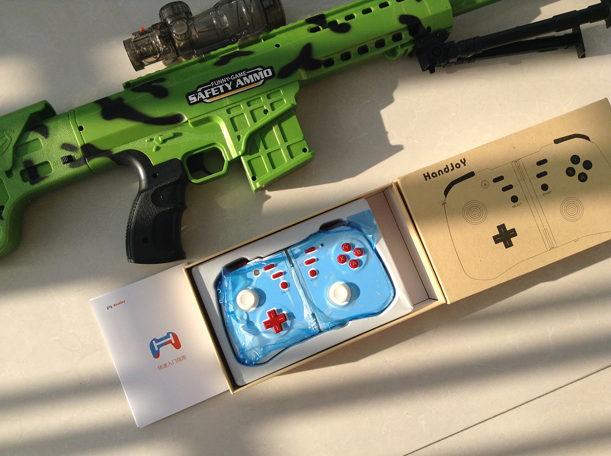 魂斗罗 手柄玩_handjoy超薄智能游戏手柄_手机游戏手柄推荐