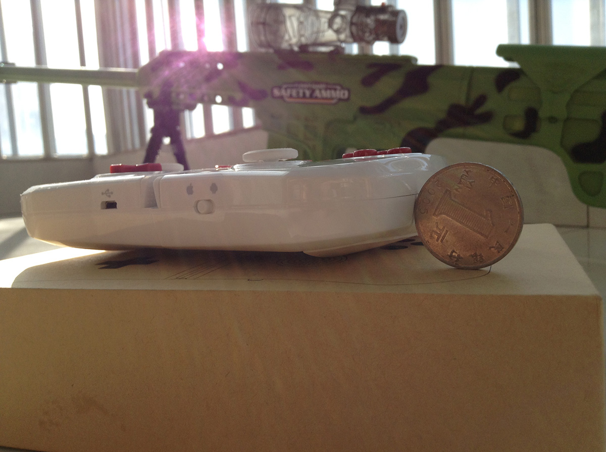 魂斗罗 手柄玩_手机游戏手柄推荐_handjoy超薄智能游戏手柄