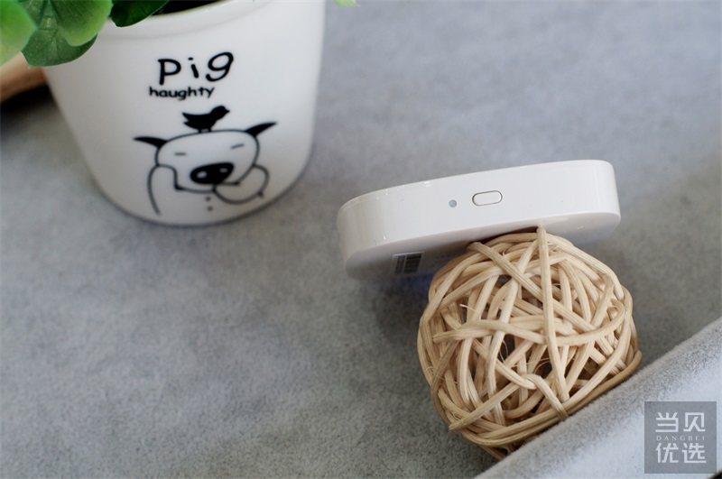 天猫魔投使用方法_智能电视能下载虎牙直播吗_天猫魔投评测